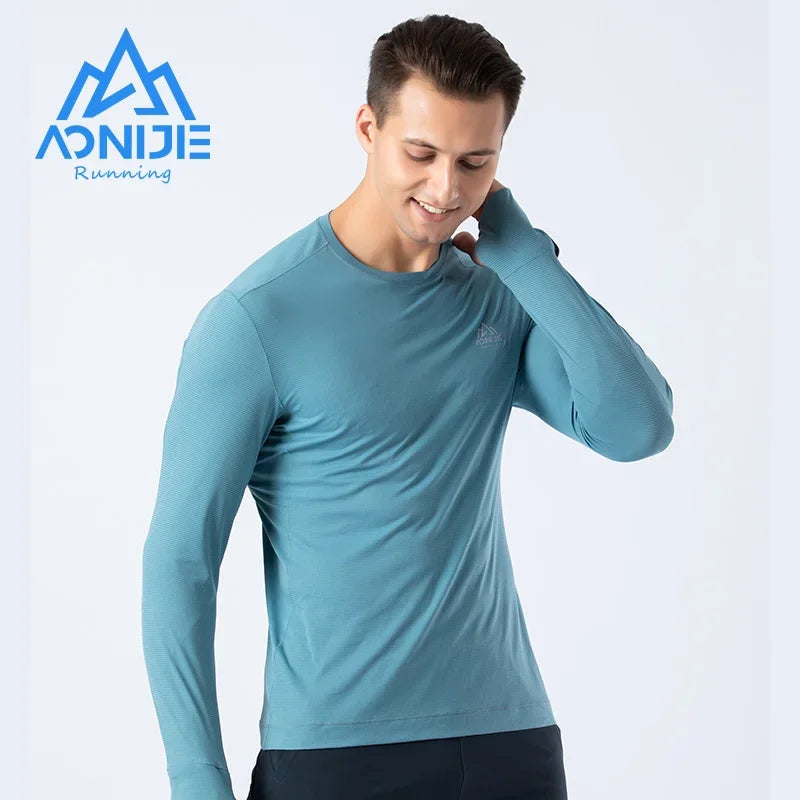 AONIJIE FM5127 Men’s Quick-Dry Running T-Shirt | Long Sleeves with Finger Holes for Training